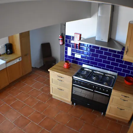 Fantastic 4 Bedroom Barn Conversion Near Cordes Sur Ciel Holiday home