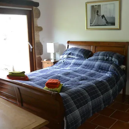 Fantastic 4 Bedroom Barn Conversion Near Cordes Sur Ciel Itzac