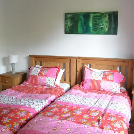 Fantastic 4 Bedroom Barn Conversion Near Cordes Sur Ciel Itzac